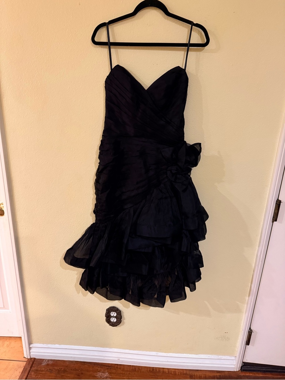 Tadashi silk dress corset too layered bottom flower on the side cocktail size 12